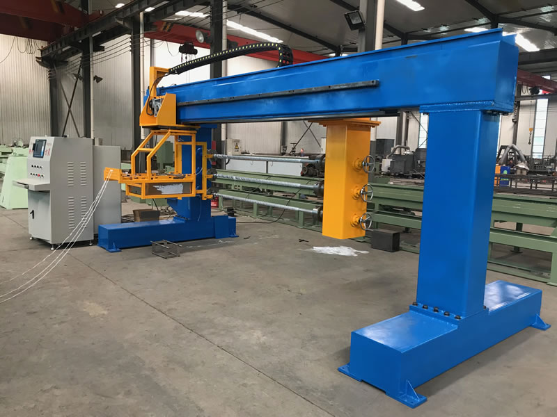 Gantry type winding machine