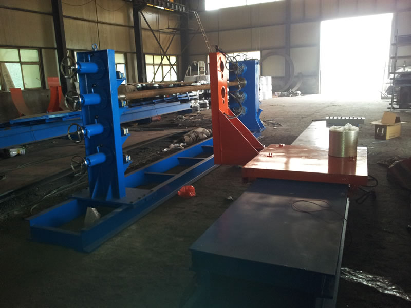 Multi-Mandrels Pipe Winding Machine